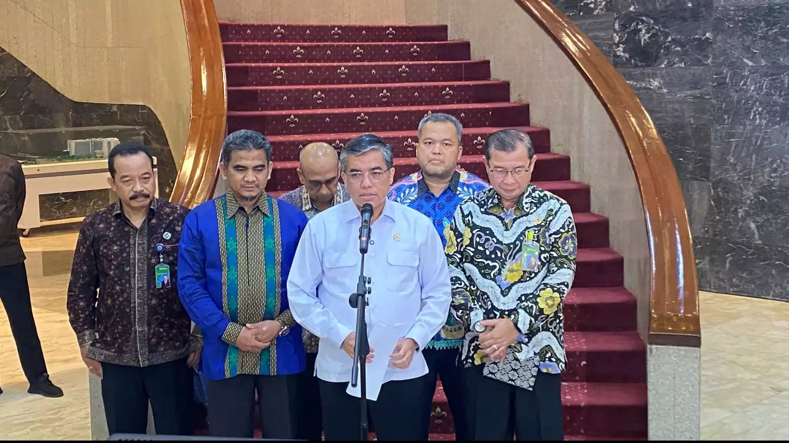 OTT KPK Wakil Menteri Tenaga Kerja Immanuel Ebenezer, Menaker Yassierli: Pukulan Berat bagi Kemnaker