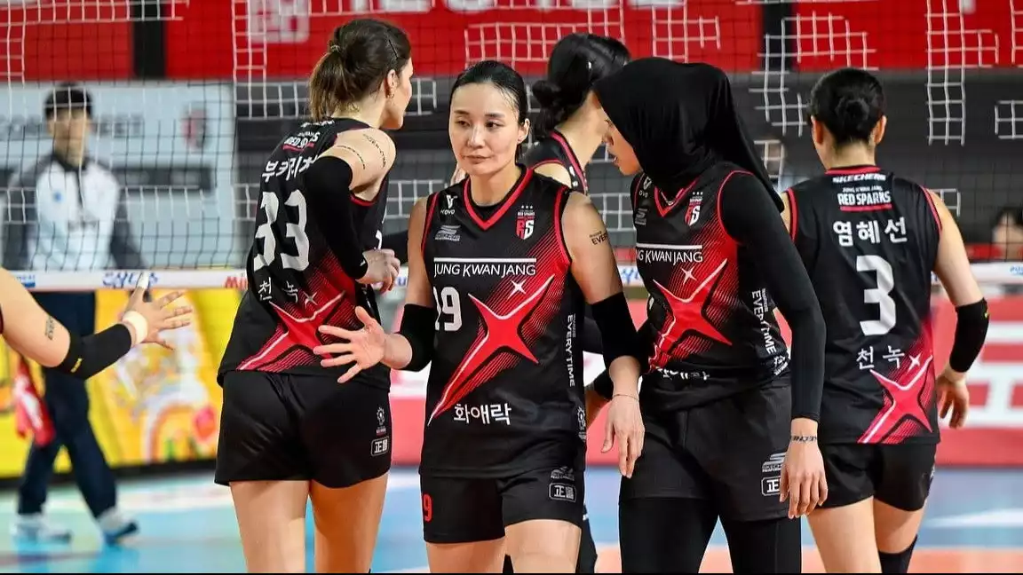 Megawati Hangestri dan Pyo Seung-ju saat di Red Sparks