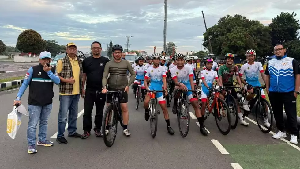 Pembalap di Tour Malasari 2025