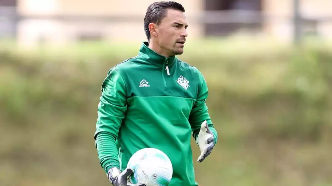 Kiper Timnas Indonesia milik Cremonese Emil Audero