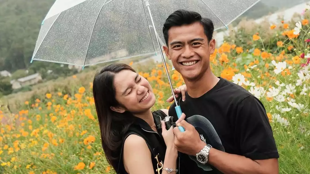 Pratama Arhan dan istrinya Azizah Salsha