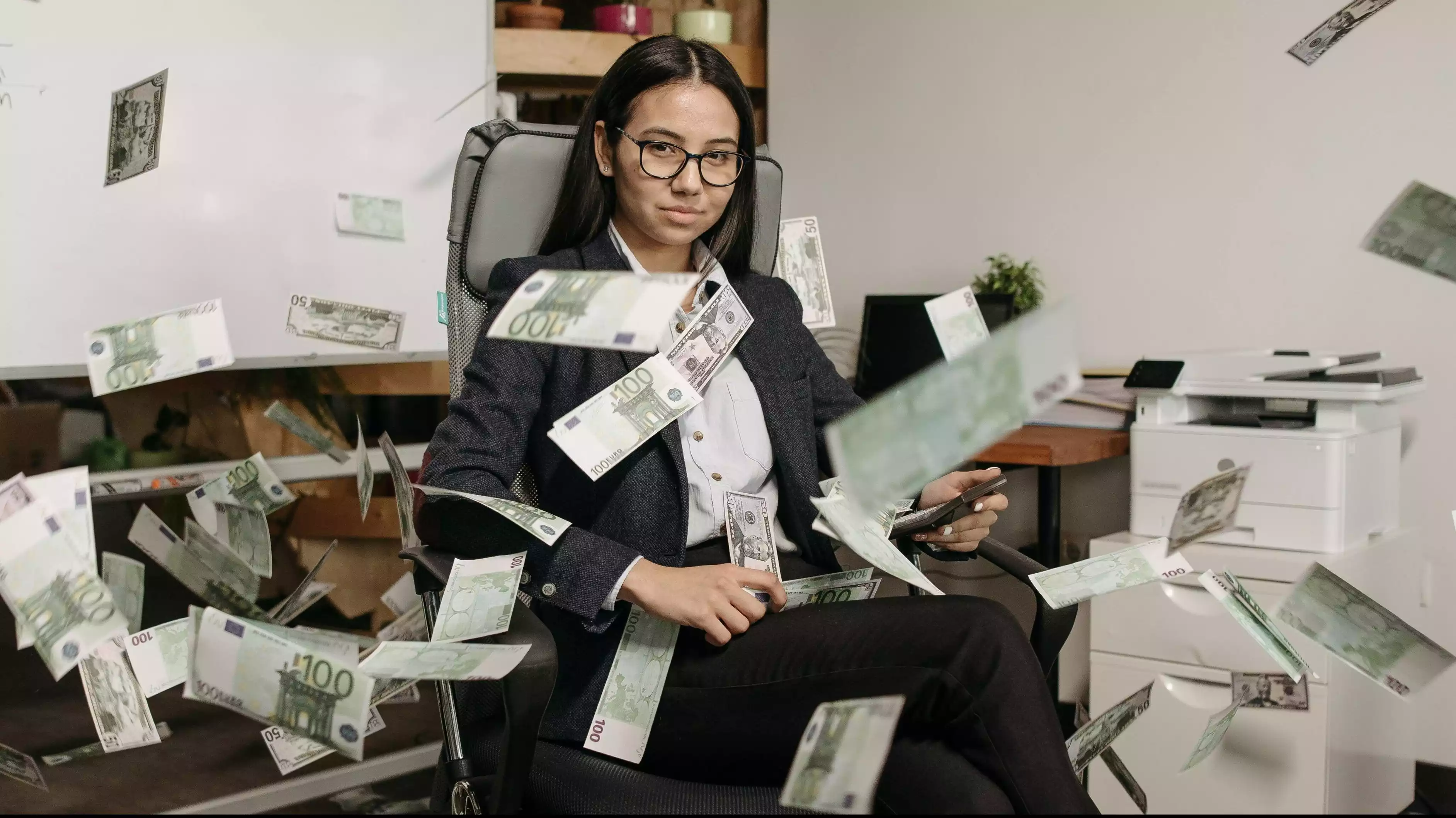 Ilustrasi pekerja kantoran