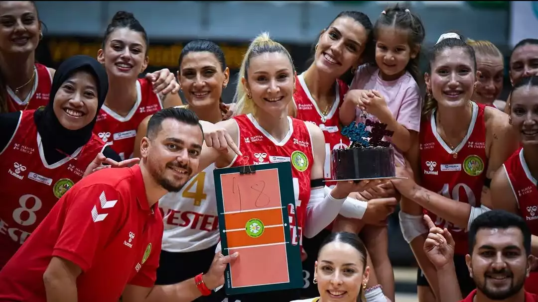 Link Live streaming gratis Megawati Hangestri bersama Manisa BBSK vs Info Yatirim Karsiyaka