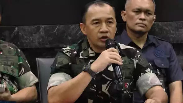 Kapuspen TNI Brigjen (Mar) Freddy Ardianzah dalam konferensi pers, Jumat (5/9/2025).