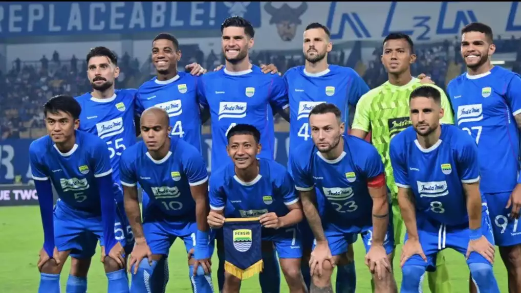 Bisa Jadi Full Bule, Ini Prediksi Starting Line Up Persib Bandung Vs Persebaya