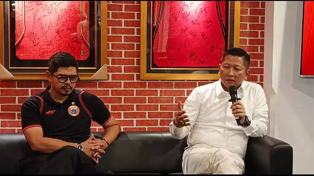 Bambang Pamungkas dan Mohamad Prapanca