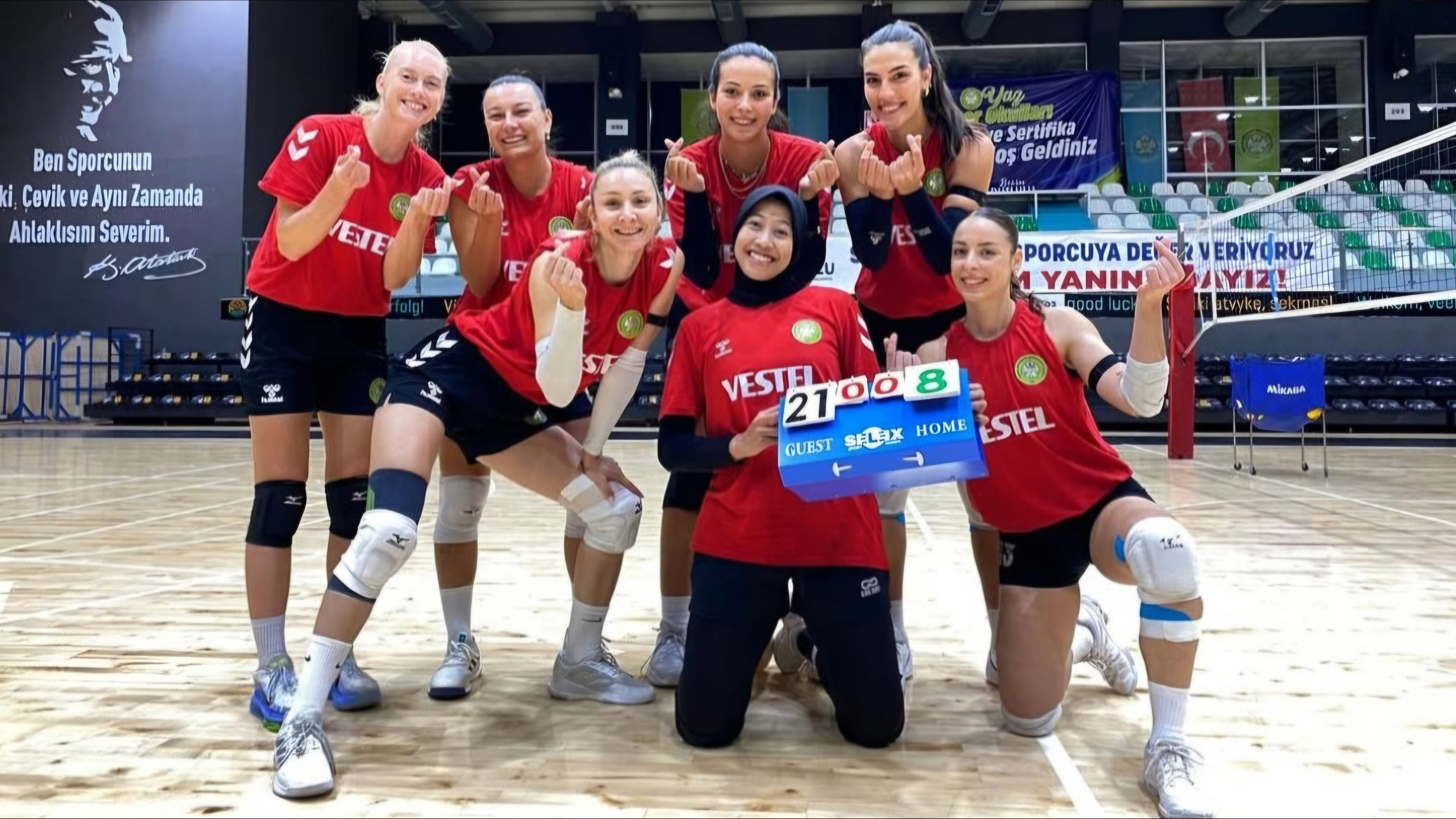 Rekor Gila Manisa BBSK Usai Ditinggal Megawati Hangestri: Selangkah Lagi Promosi hingga Win Streak 15 Kali Beruntun
            - galeri foto