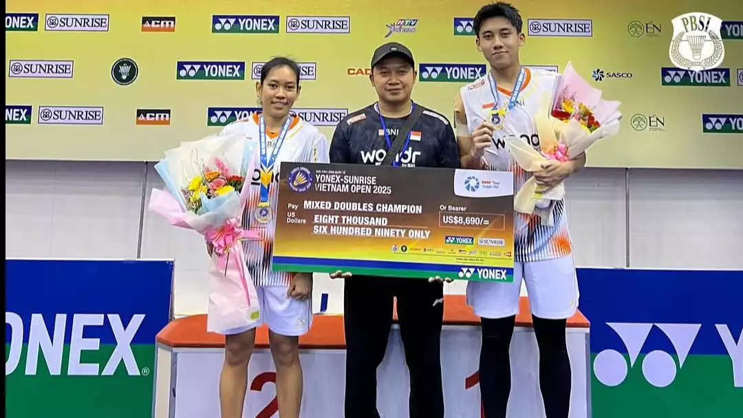 Pasangan ganda campuran Indonesia, Marwan Faza/Aisyah Salsabila Putri Pranata, sukses meraih gelar juara di Vietnam Open 2025. 