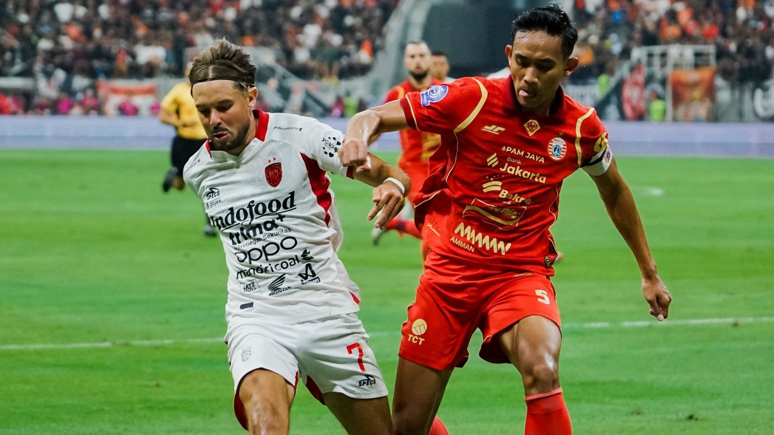 Pemain Arsenal Jurrien Timber Kaget Timnas Indonesia Punya Bek Berkualiatas Sekelas Rizky Ridho, Sebut Layak Berkarier di Eropa
            - galeri foto