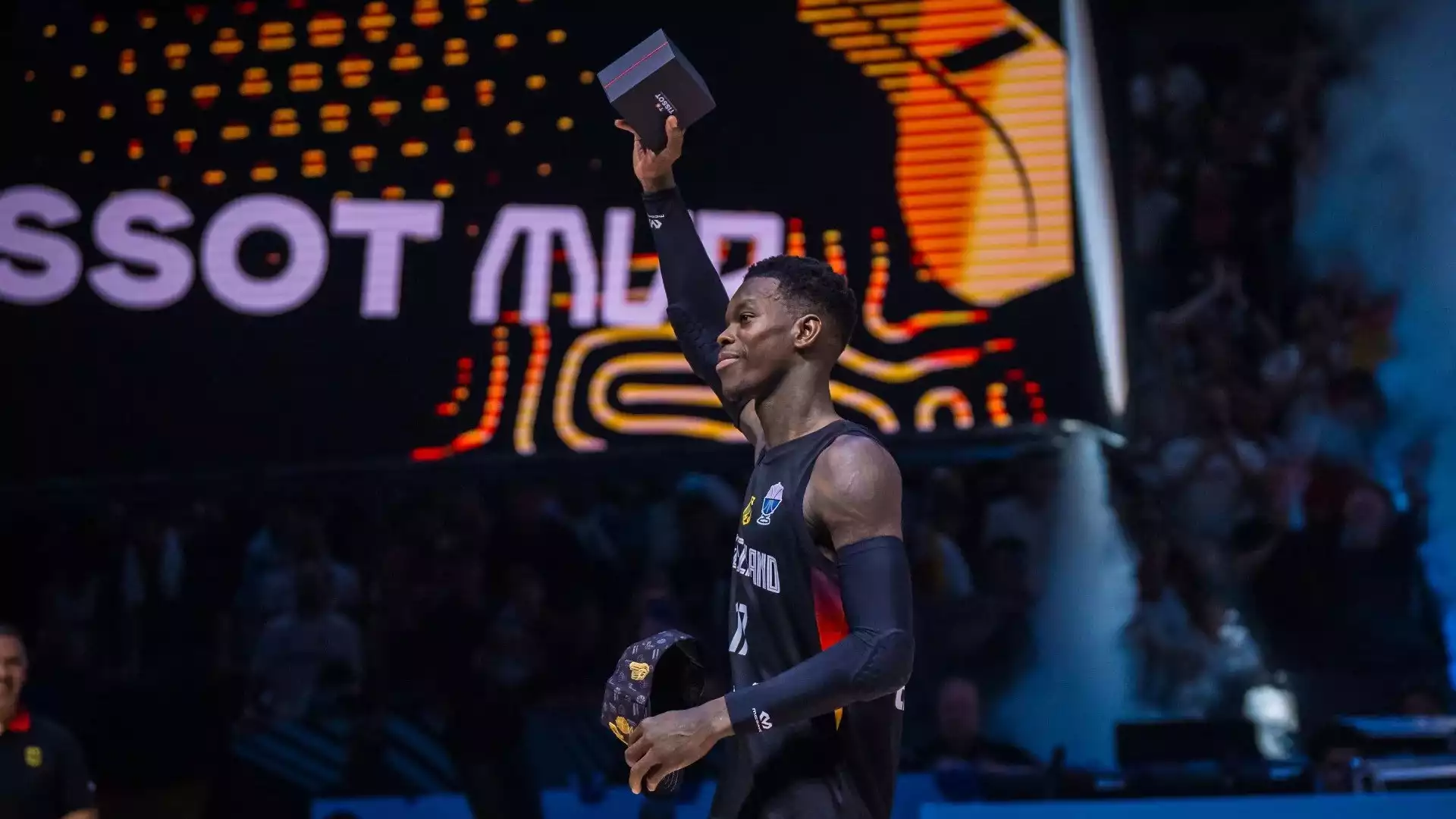 Kapten Timnas Basket Jerman, Dennis Schroder