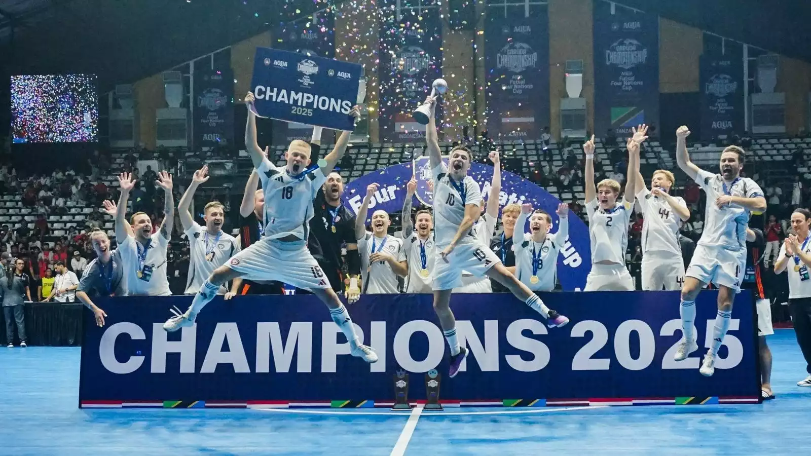 Latvia angkat trofi juara Four Nations Cup 2025 usai menang tipis 3-2 di laga penentuan