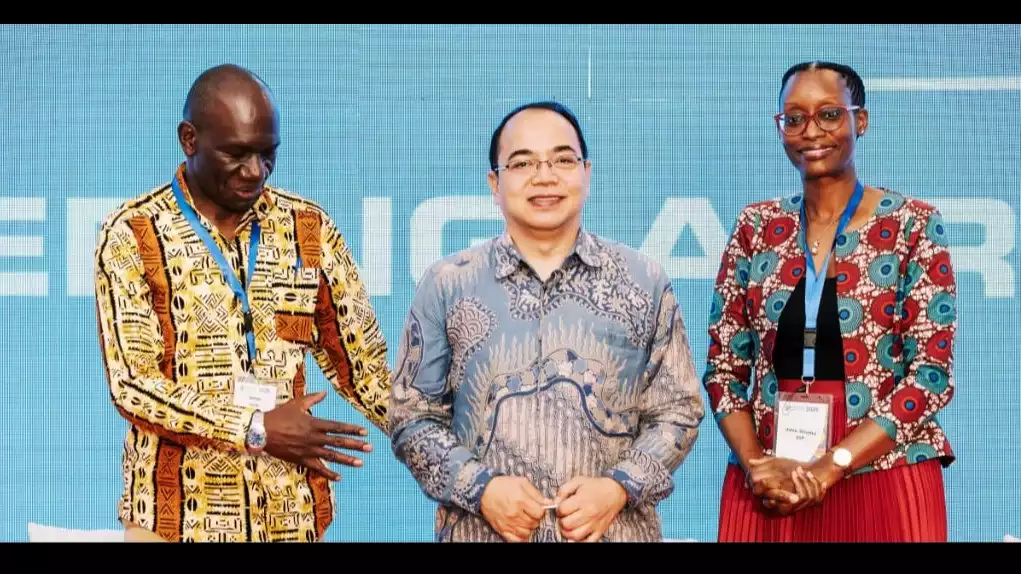 Minister Counsellor KBRI Nairobi Wisnu Lombardwinanto yang mewakili Duta Besar RI di forum internasional “Blue Economy Summit” di Prideinn Resort Hotel, Mombasa, Kenya, Selasa (23/9/2025).