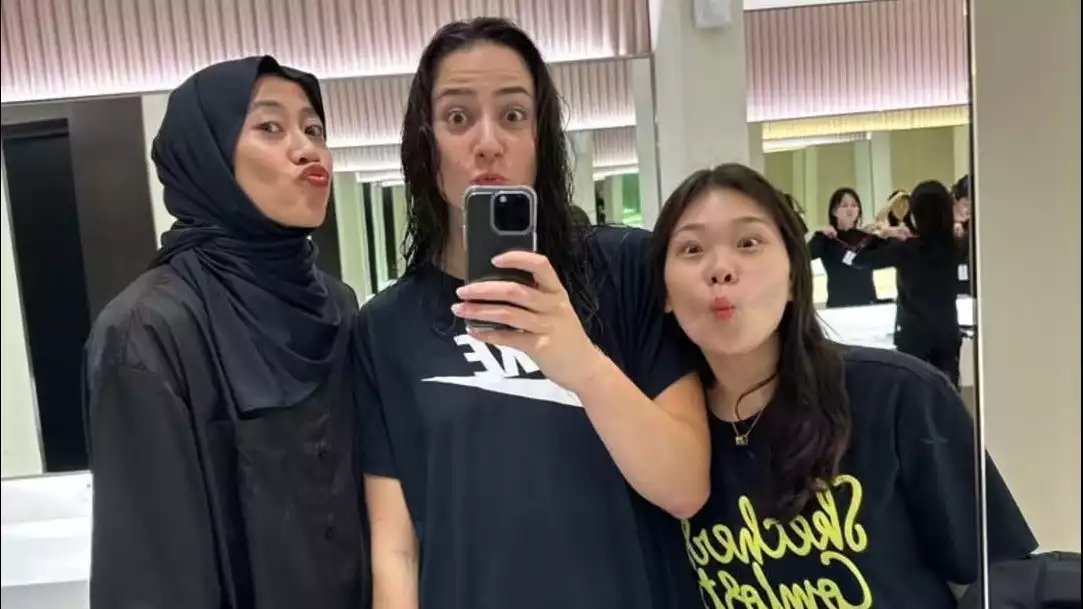 Kebersamaan Solmangat bersama Megawati Hangestri dan Giovanna Milana.