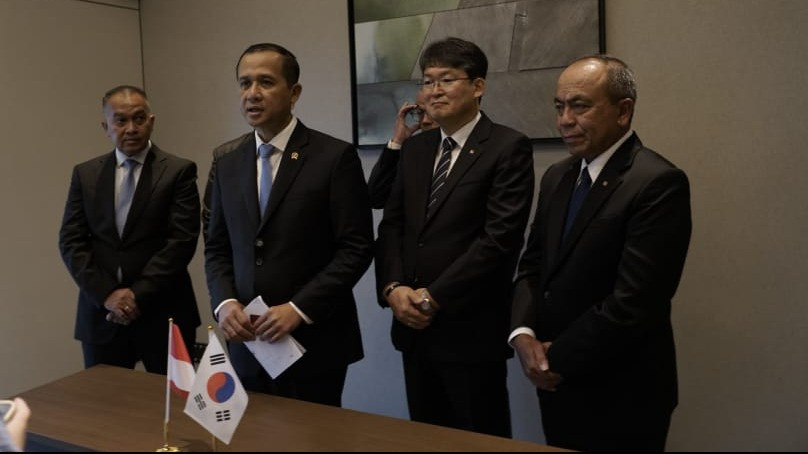 Perusahaan Korea Selatan LX International berkomitmen untuk melakukan investasi senilai Rp1,2 triliun di Kawasan Transmigrasi Maloy-Kaliorang, Kalimantan Timur.