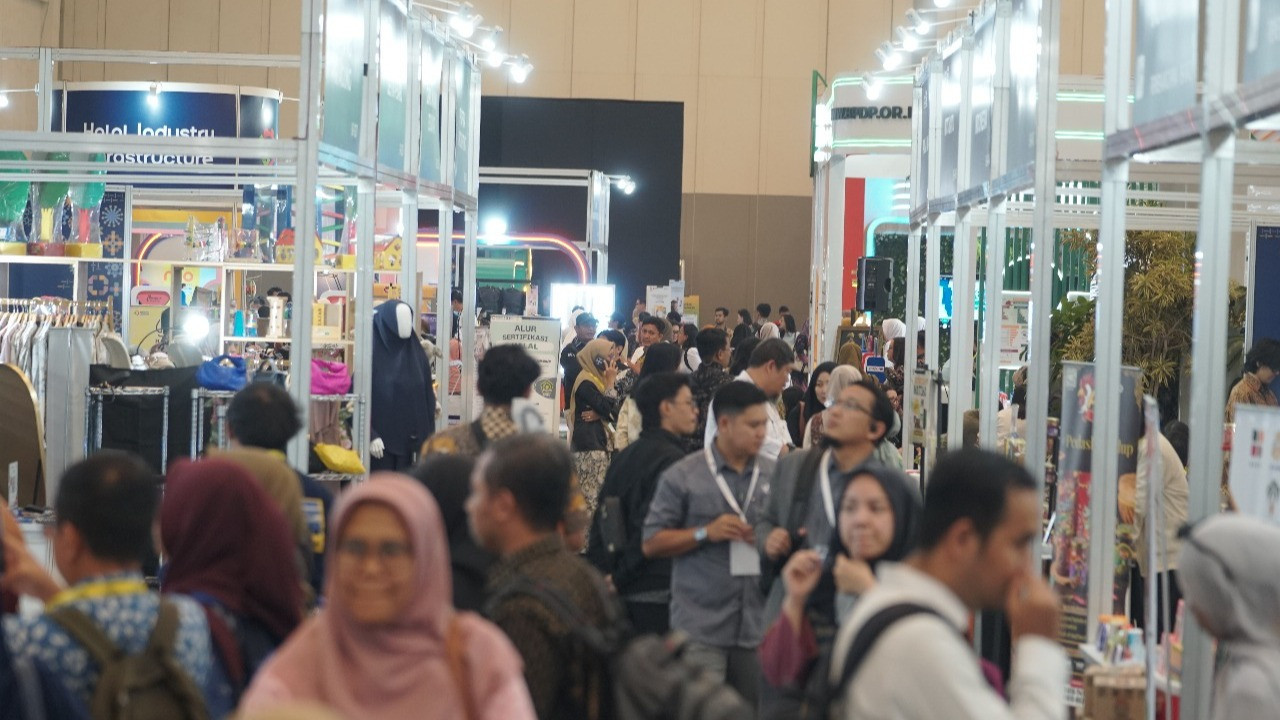 BRI Jadi Banking Partner, Halal Indo 2025 Sukses Digelar
            - galeri foto