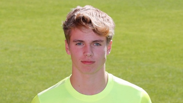 Emil Audero dan Maarten Paes Cedera Jelang Ronde 4, PSSI Bisa Bidik 4 Kiper Diaspora Berkualitas Tinggi Ini untuk Timnas Indonesia di Masa Depan
            - galeri foto