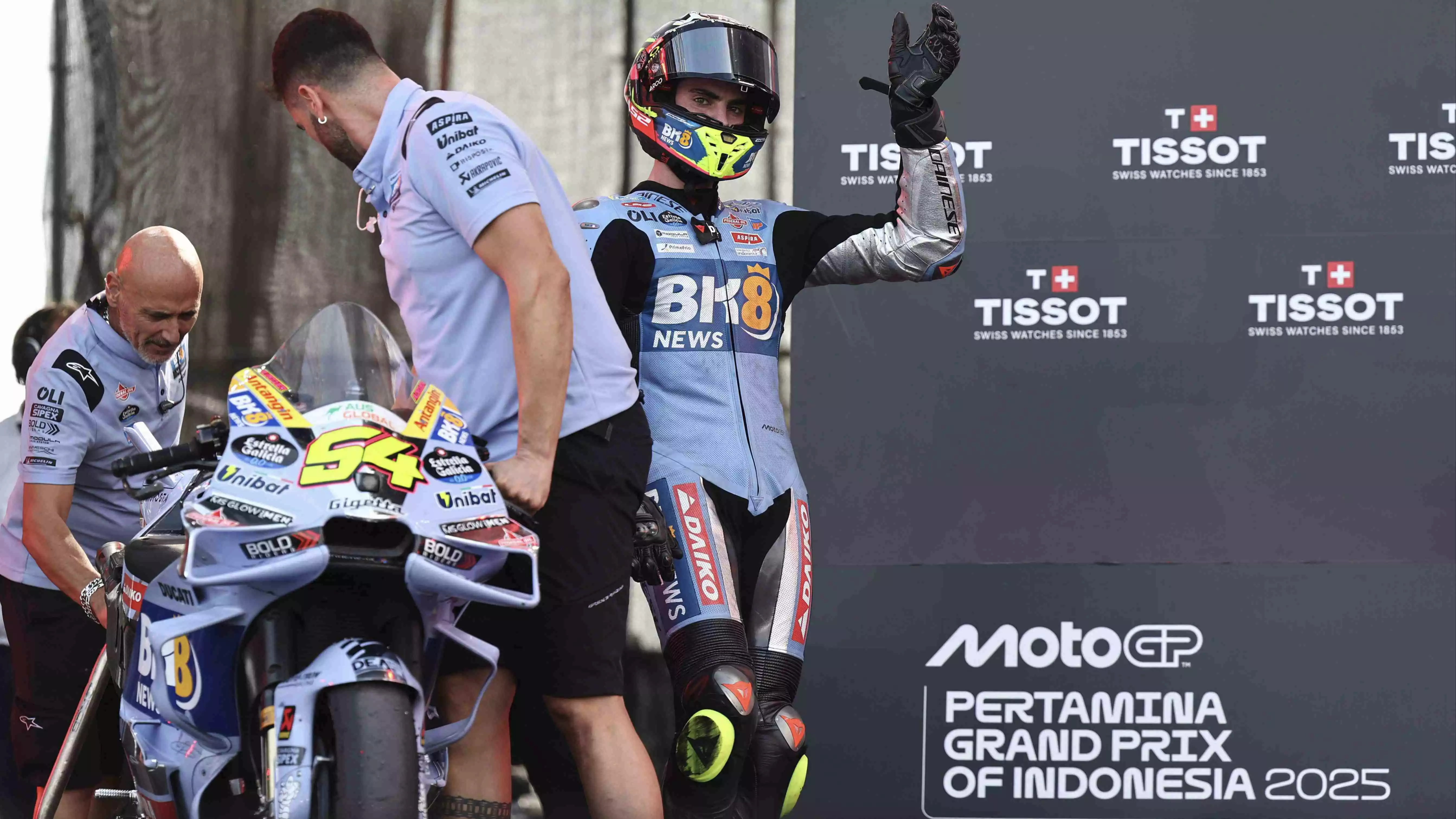 Pembalap Gresini Racing, Fermin Aldeguer meraih podium kedua di sprint race MotoGP Mandalika 2025.