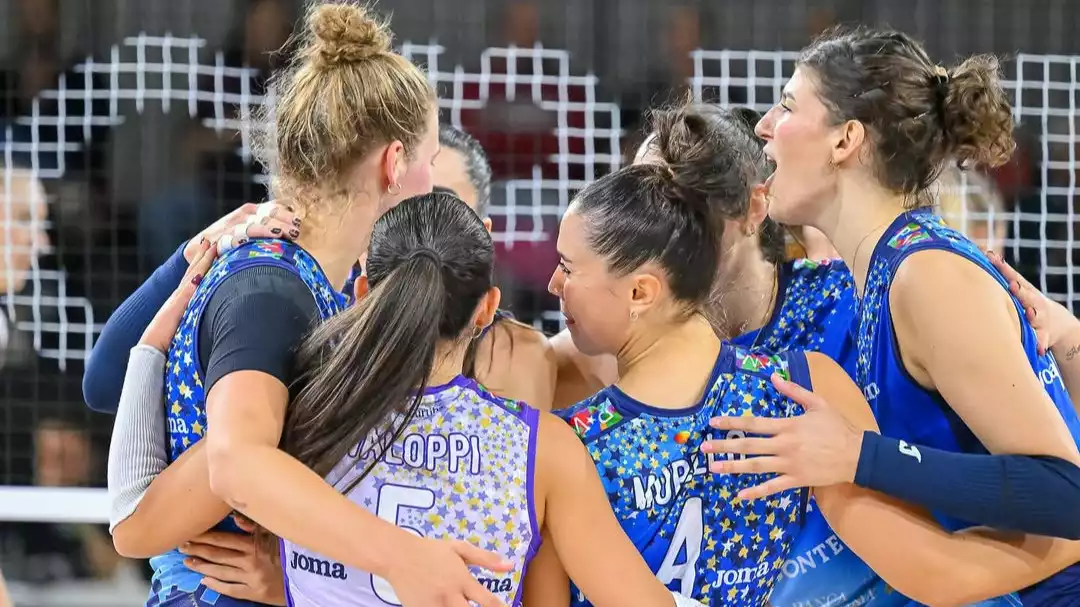 Vanja Bukilic bersama skuad Il Bisonte Firenze di Liga Voli Italia 2025-2026.