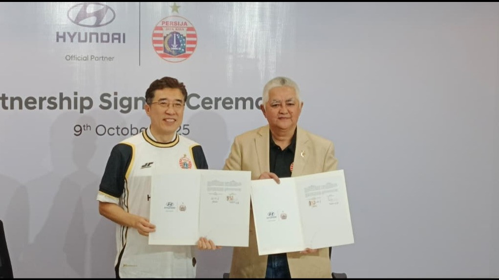 Persija Jakarta Resmi Jalin Kerja Sama dengan Produsen Mobil Korea Selatan, Nilai Sponsor di Jersi Jadi Sorotan 
            - galeri foto