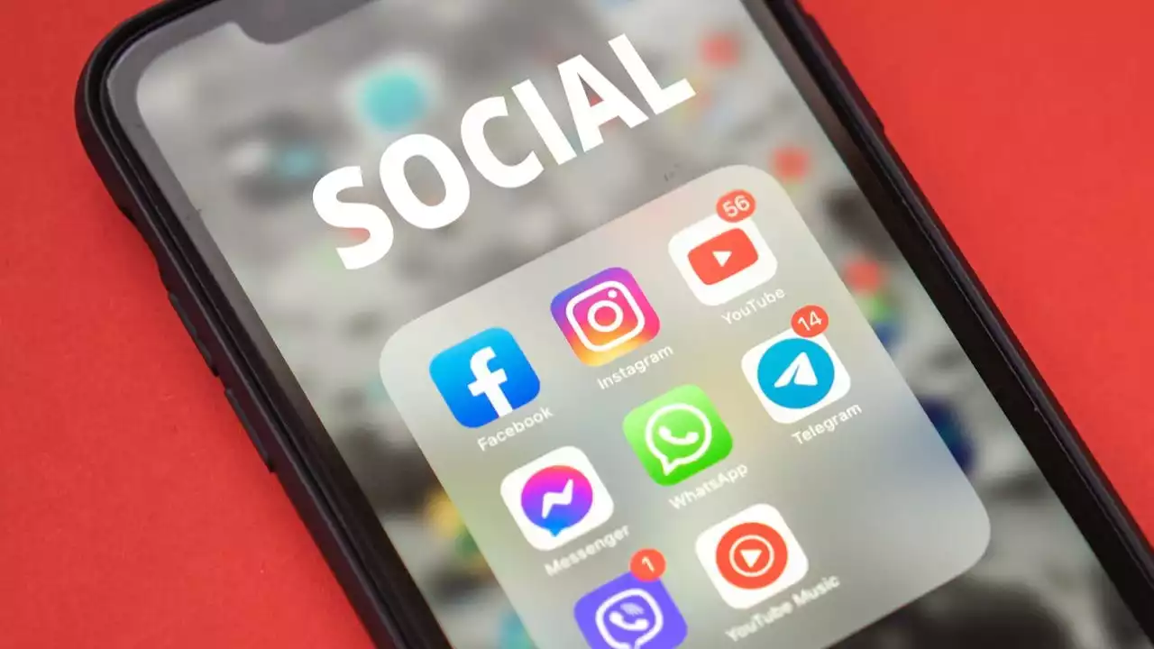 ilustrasi media sosial