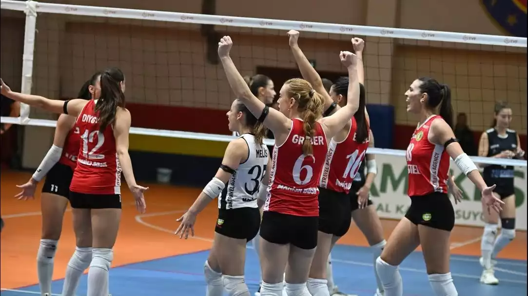 Manisa BBSK vs Yesilyurt SK