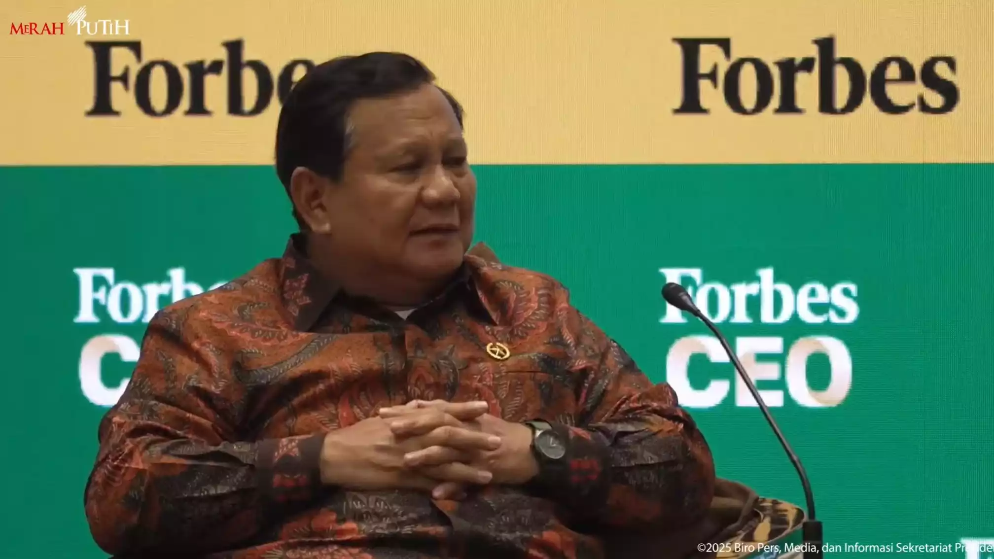Presiden Prabowo Subianto dalam dialog Forbes Global CEO Conference 2025.