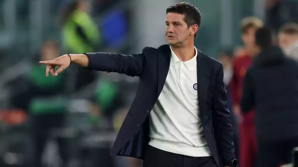 Pelatih Inter Milan Cristian Chivu