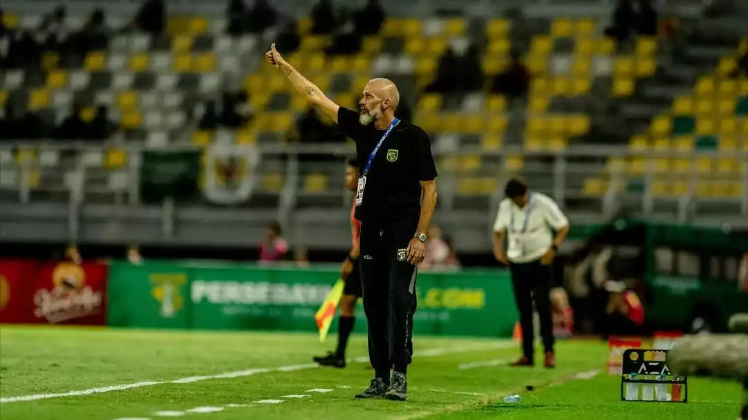 Pelatih Persebaya Surabaya, Eduardo Perez
