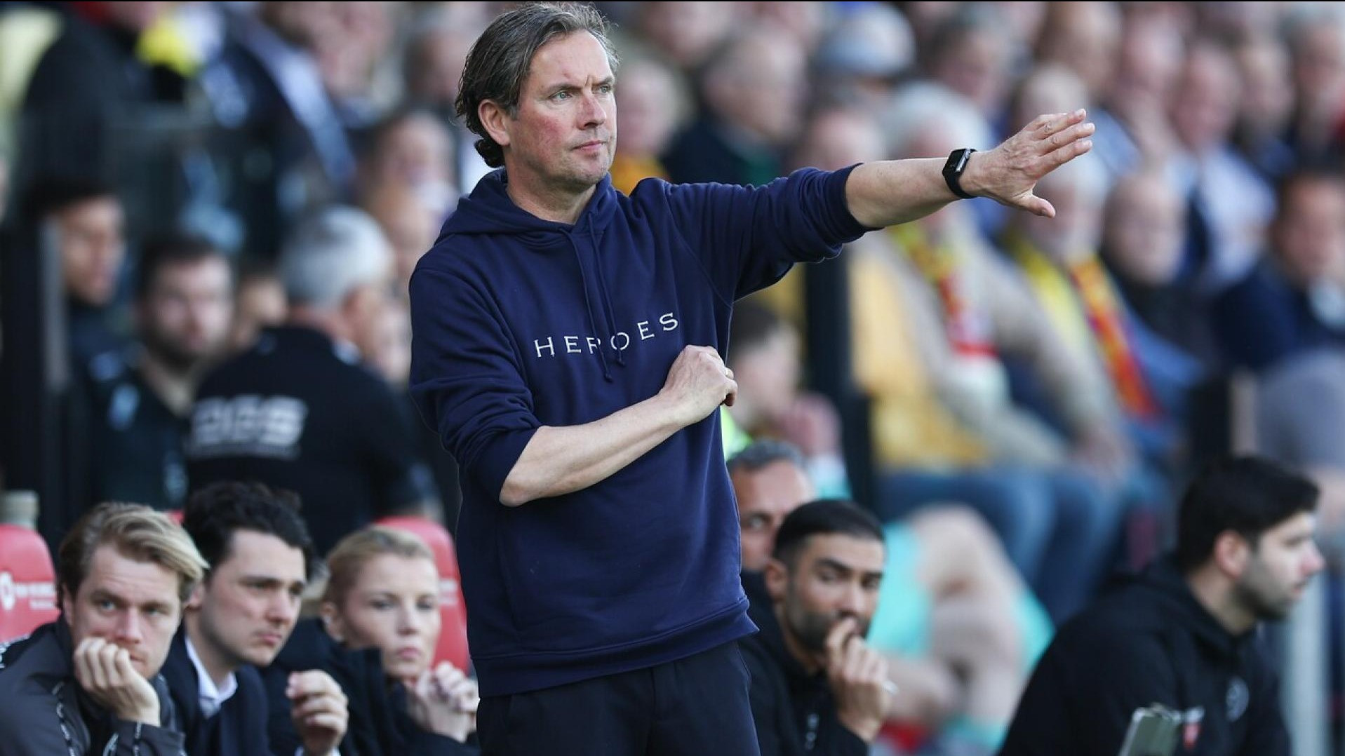 Pakai Kata 'Diusir' saat Cerita kepada Media Belanda, Alex Pastoor Jujur Merasa Kaget Setelah Dipecat Timnas Indonesia: Kami Pikir...
            - galeri foto