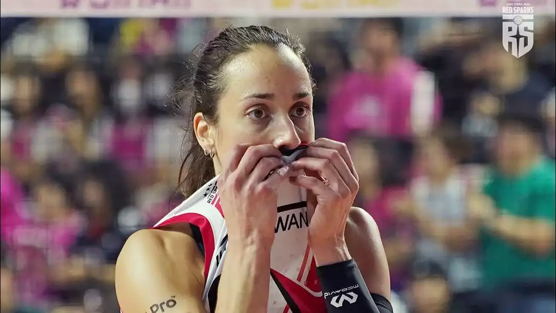 Pemain baru Red Sparks, Elisa Zanette