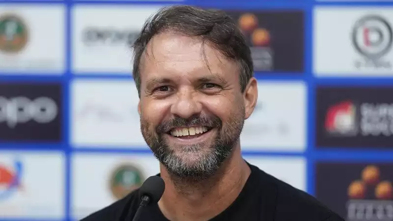 Pelatih Persija Jakarta, Mauricio Souza