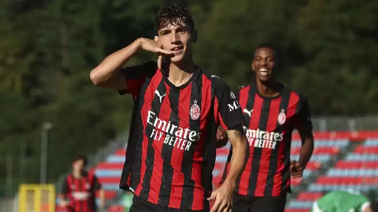 Selebrasi Pemain Muda AC Milan, Emanuele Sala