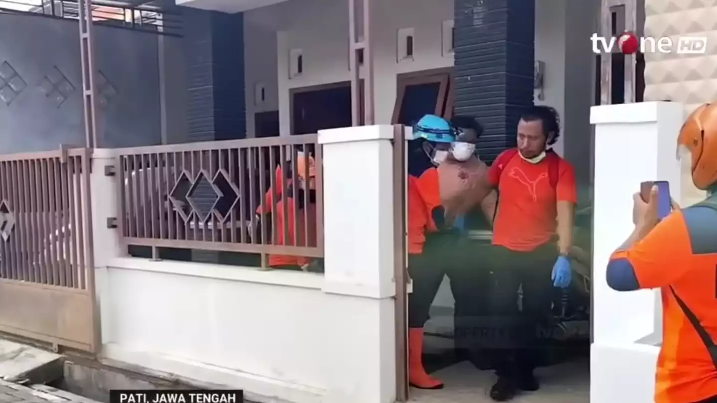 8 Tahun Tak Pernah Keluar Rumah, Pria Sebatang Kara Ditemukan Tewas dengan Tumpukan Sampah