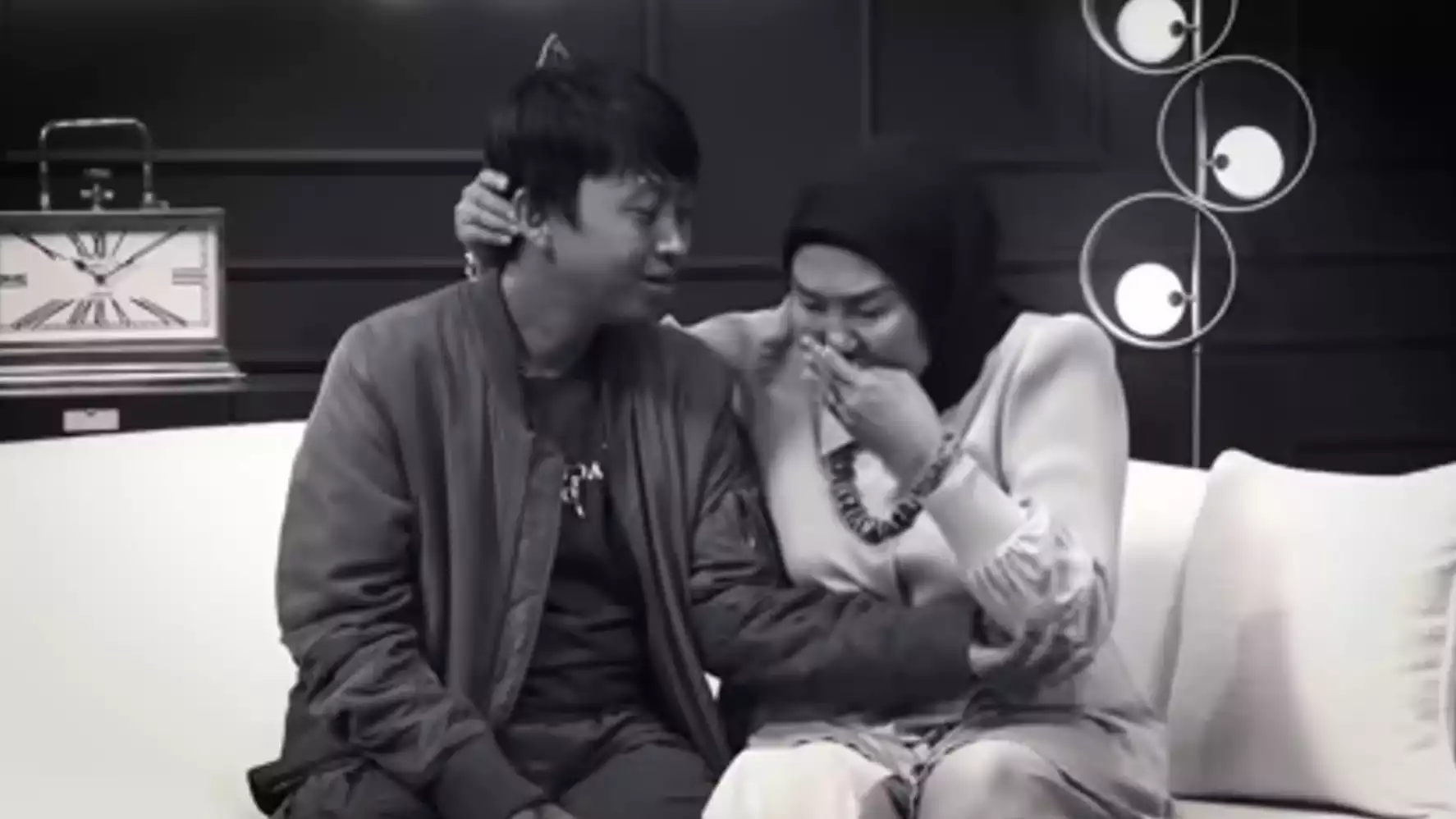 Kisah Ida Hayati Usia 63 Tahun, Sudah Punya 9 Anak Ditaksir Berondong: Kami Setahun Pacaran Dulu...