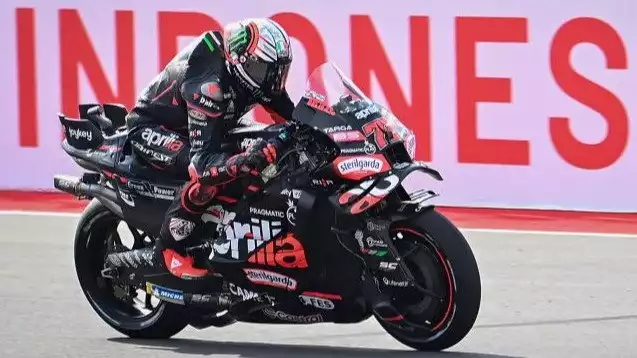 Pembalap Aprilia Racing Marco Bezzecchi