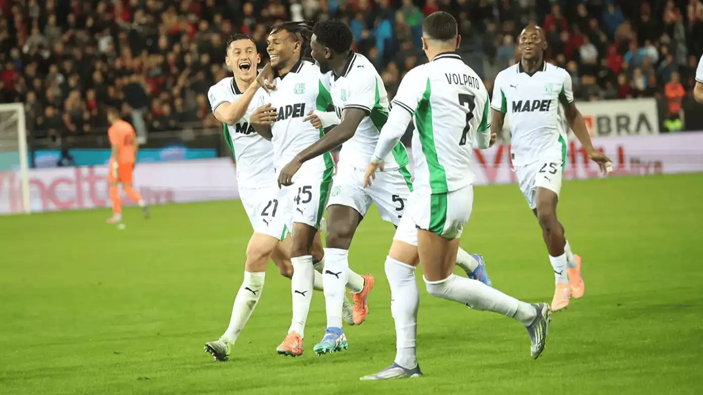 Jay Idzes Bantu Sassuolo Menang Atas Cagliari