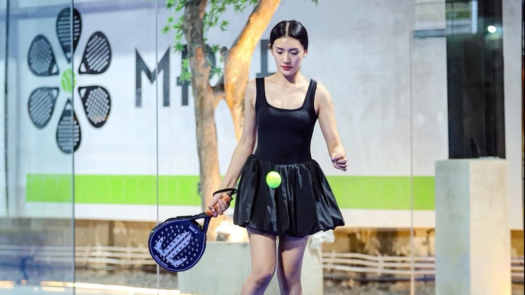 WOW Lagi Hype Banget! Potret 14 Artis Cantik, Seleb dan Influencer Main Padel, Nomor Terakhir Bikin Melongo
            - galeri foto