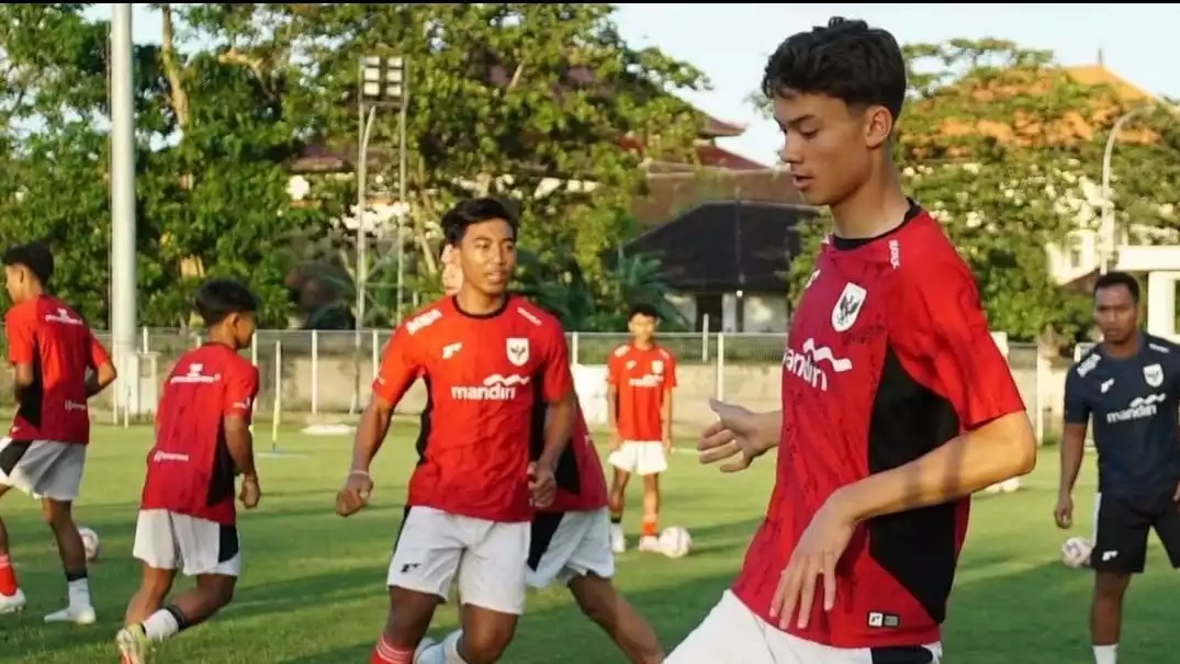 Nova Arianto Beberkan Alasan Nicholas Mjosund Batal Bela Timnas Indonesia U-17 di Piala Dunia U-17 2025