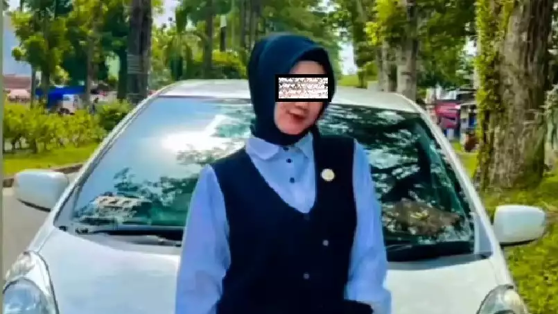 Erni Yuniati dosen cantik yang dibunuh oleh oknum polisi Bripda Waldi (22) di Jambi