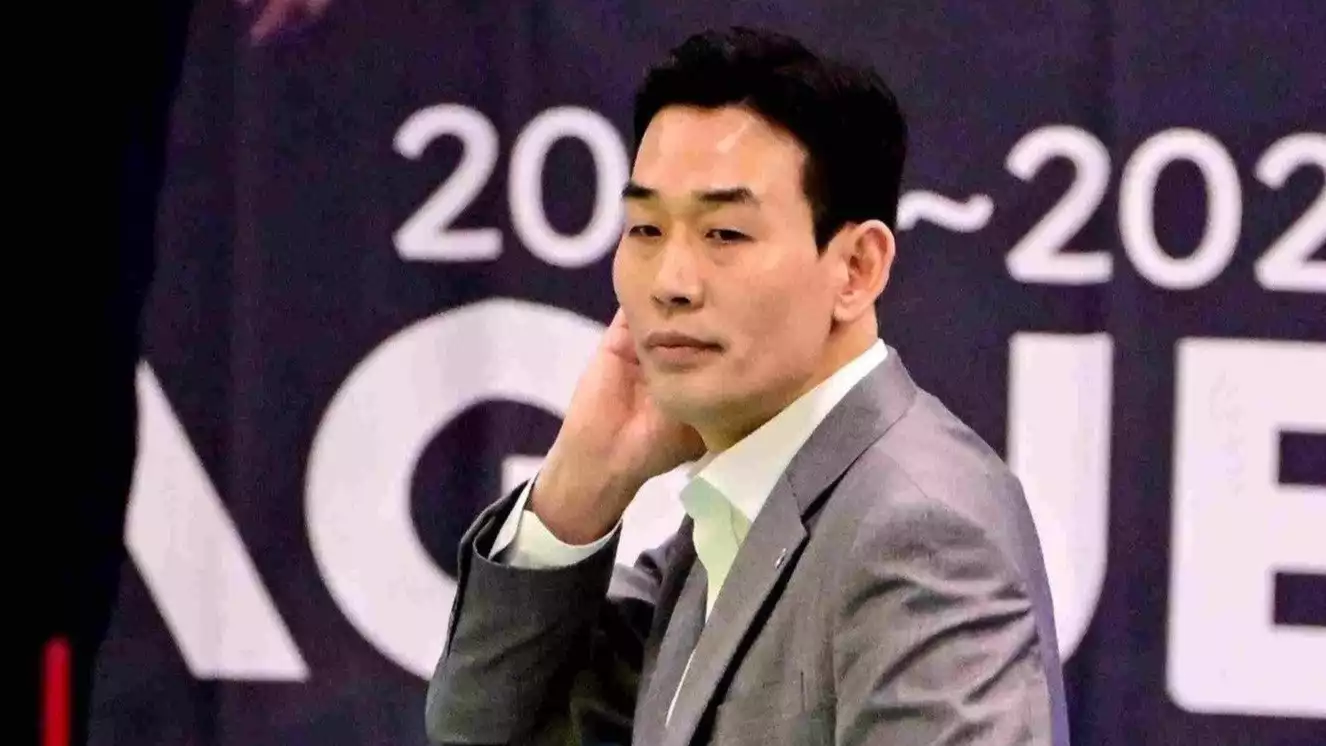 Pelatih Red Sparks, Ko Hee-jin