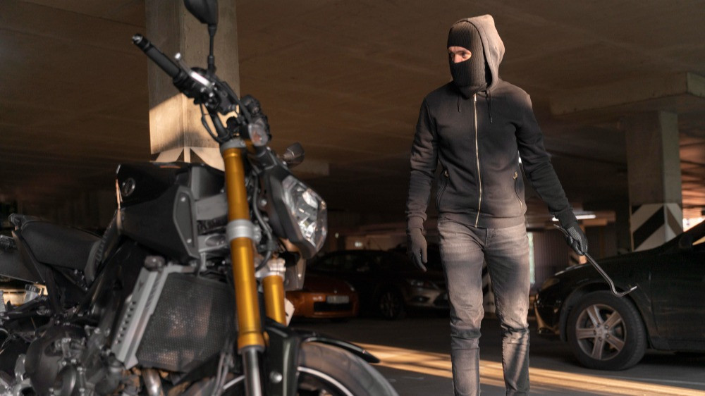 Korban Maling Motor di Subang Malah Jadi Tersangka, Dedi Mulyadi Turun Tangan
            - galeri foto