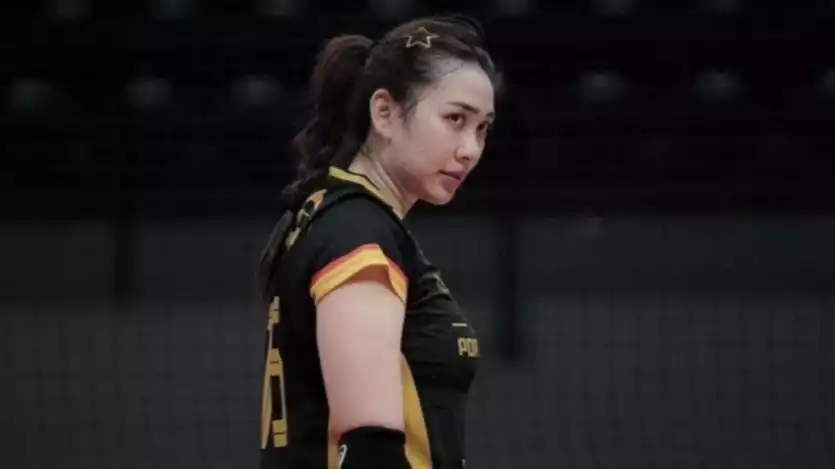 Yolla Yuliana saat di Jakarta Popsivo Polwan