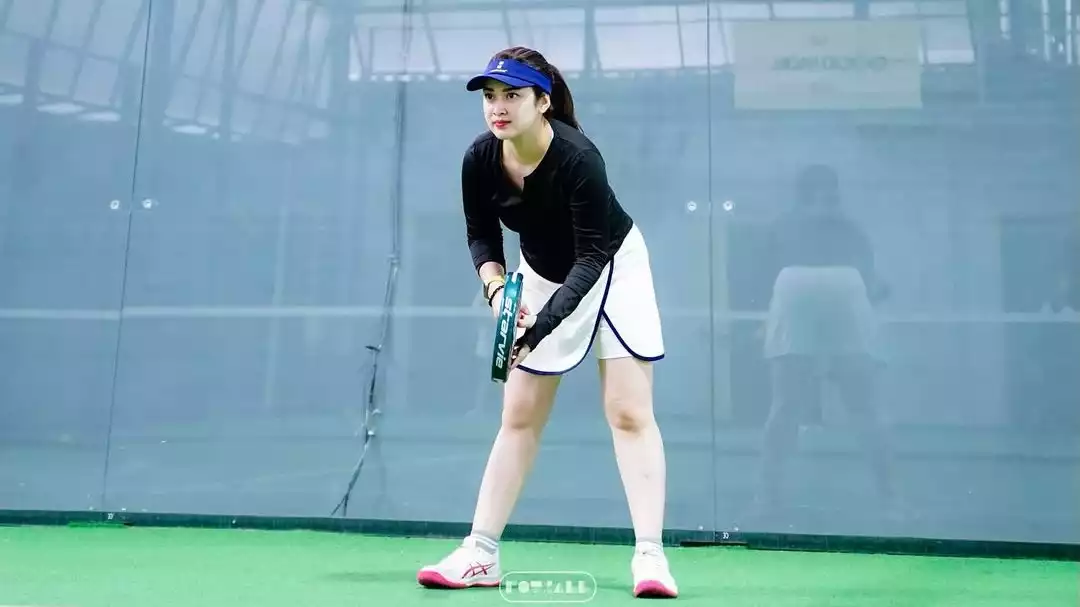 Rosiana Dewi sampai punya bisnis lapangan padel