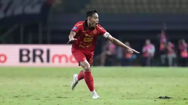 Bek Persija Jakarta, Rizky Ridho