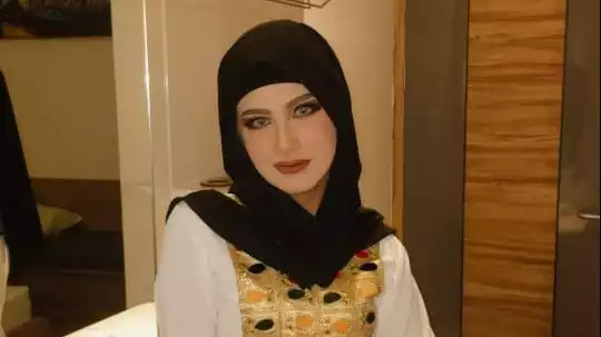 Model Cantik, Helwa Bachmid