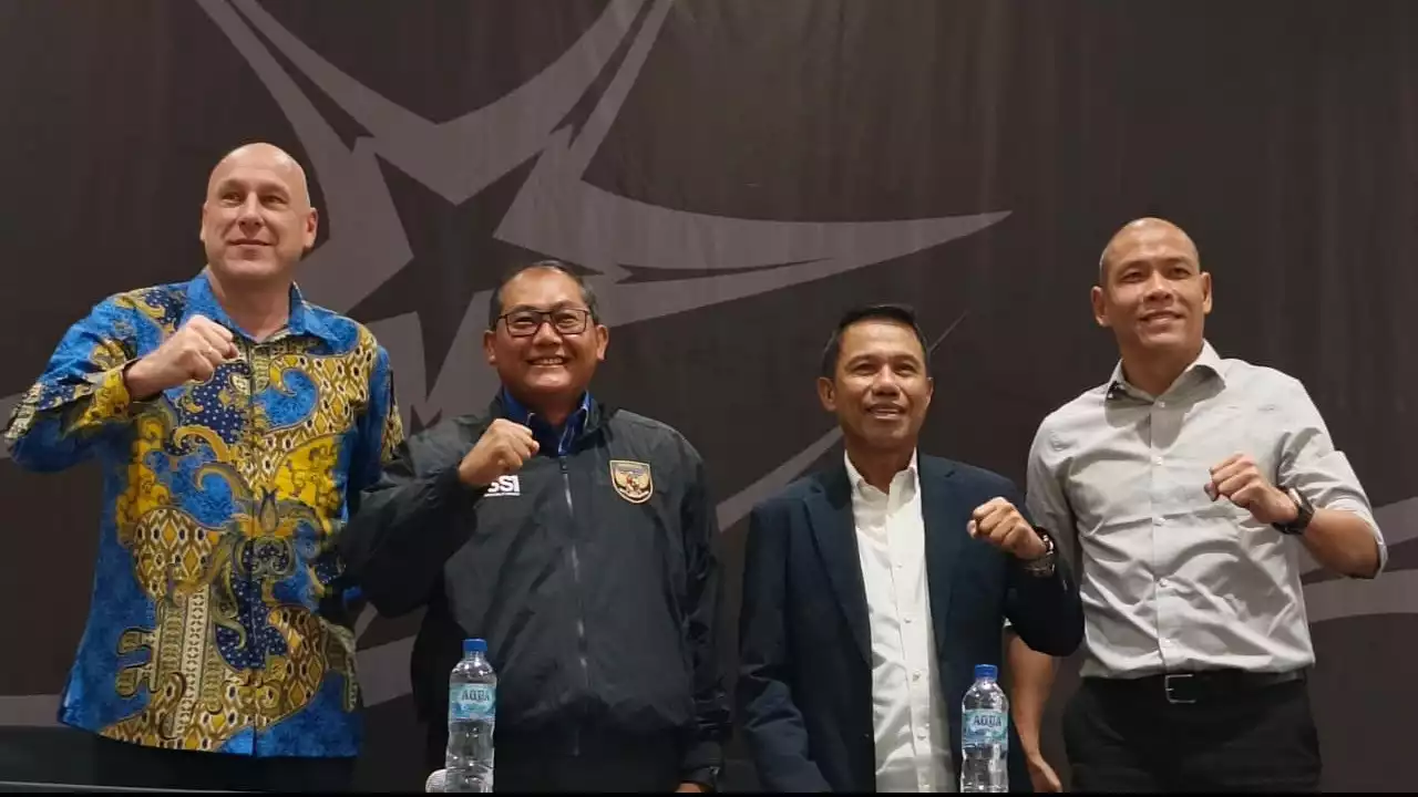 Resmi Menjabat Jadi Pelatih Timnas Indonesia U-20, Nova Arianto Akui akan Mulai dari Nol