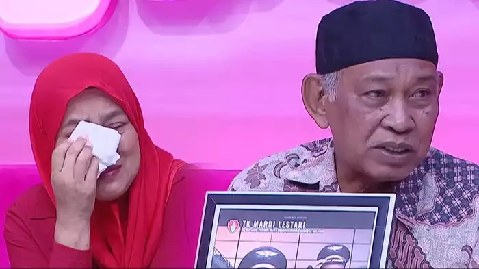 Keluarga Alvaro: Nenek Sayem dan Kakek Tugimin