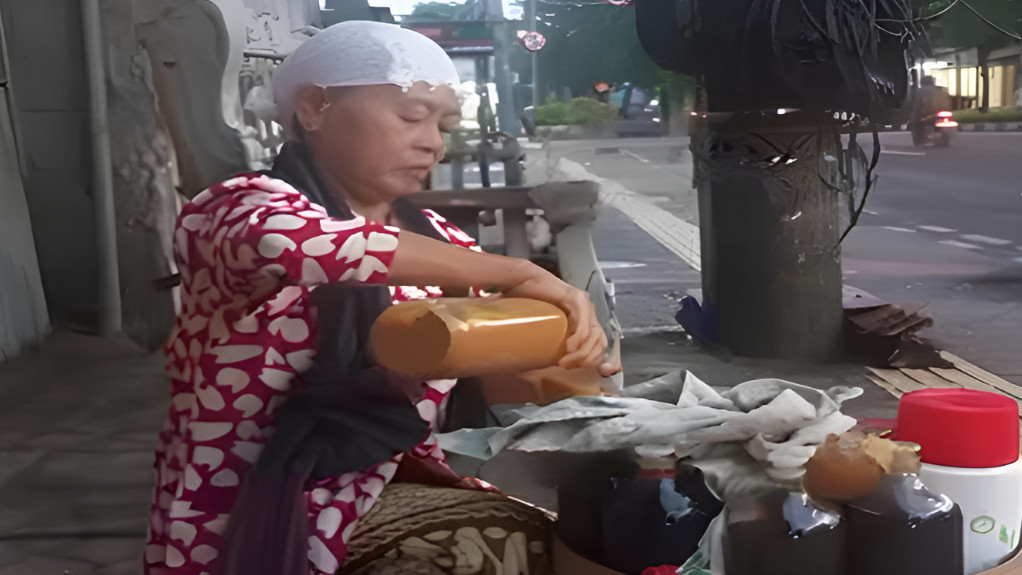 Dorong Jamu Tradisional Naik Kelas, DPR Harapkan Industri Besar Gandeng UMKM Lewat Pembinaan Terarah
            - galeri foto
