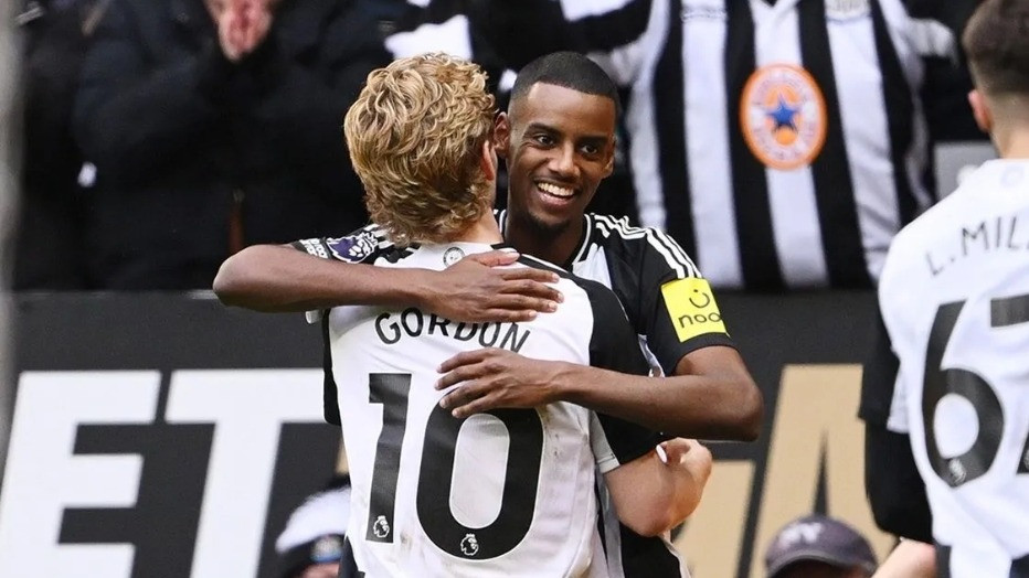 Arsenal Siap Datangkan Pemain Rp1,2 Triliun, Posisi Gabriel Martinelli Terancam?
            - galeri foto