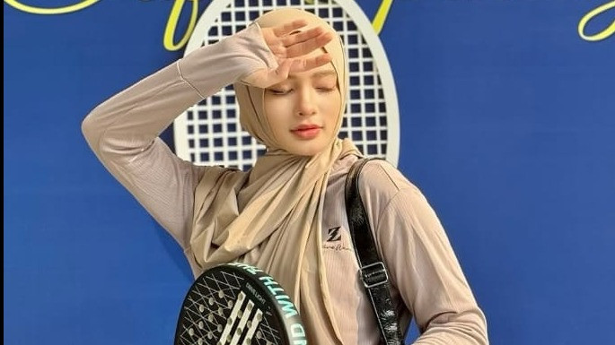Inara Rusli main Padel